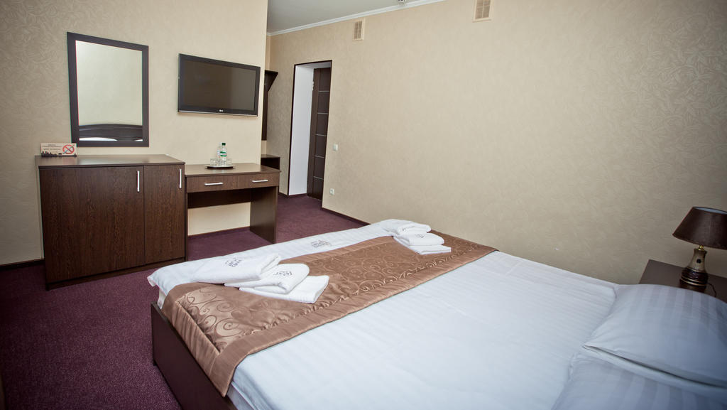 Grand Sport Hotel Brovary Quarto foto